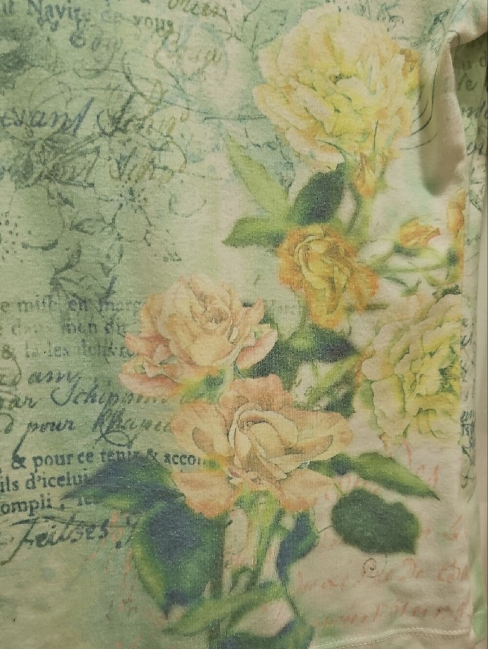 Christopher & Banks Light Green With Yellow Roses. Top with Light Green Trim - Picture 3 of 4